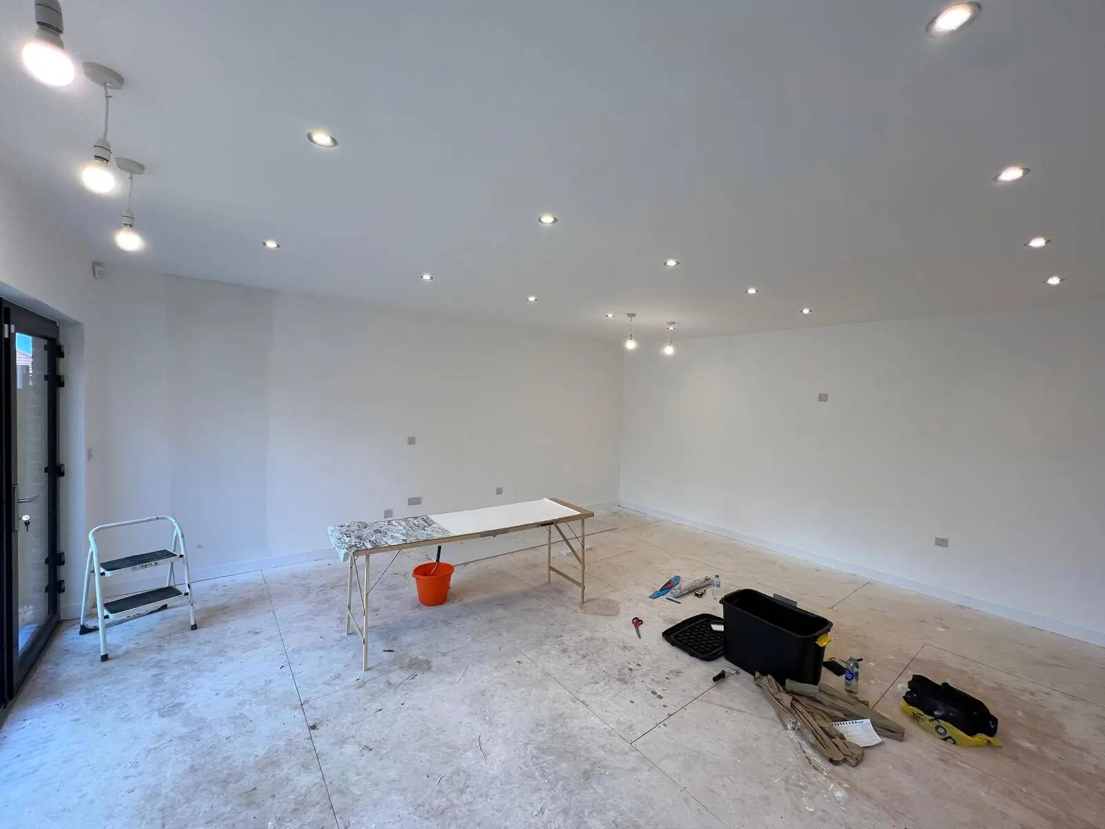 Wallpaper Removal Services We Offer